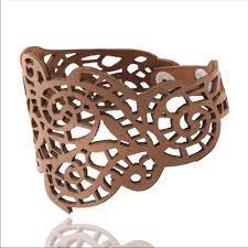 Graphic pattern leather bracelet example 1
